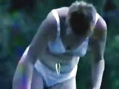 شقراء لطيفة الملاعين نفسها مع دسار سكس محارم اجنبي مترجم للعربية الزجاج