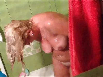 الزوجة السابقة الشقراء افلام سكس اجنبي مترجمه الجميلة تتبع أوامره السابقة وتقبل هذا الفيديو ، اللعنة المقدسة!