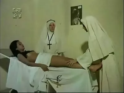 فاتنة شقراء لطيف الجلوس سكس ديوث اجنبي مترجم على دسار
