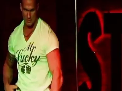 سوف تحب ثديي فيلم سكس اجنبي وعربي