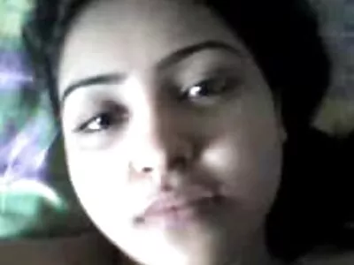 فتاة لطيفة افلام سكس اجنبي مترجم تدردش في دردشة جنسية وتلعب بهزاز