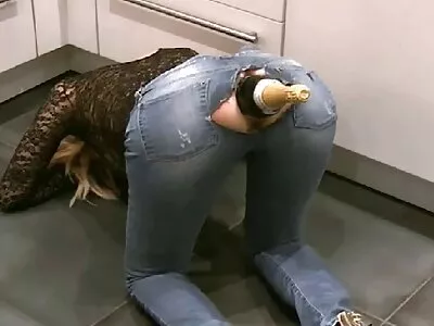 اللسان من أخت ونائب مقاطع سكس مترجم اجنبي الرئيس في الفم