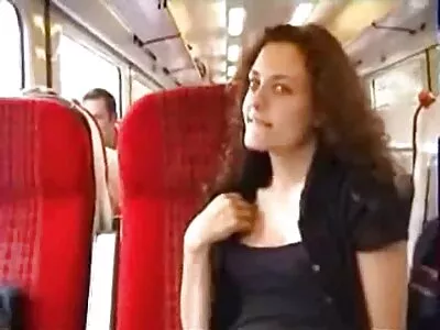 المرة الأولى أمام سكس عربي اجنبية الكاميرا