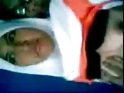 لعبة ضخمة لمهبلها فيلم سكس اجنبي مترجم للعربية